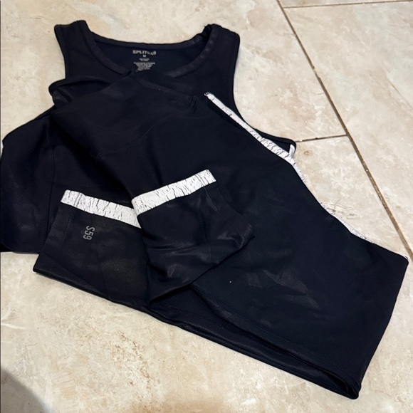 Splits59 Black and Gray Athletic Set - Picture 4 of 4